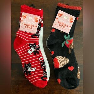 Women’s Size 4-10 NWT Sets of Valentine’s Day Socks
